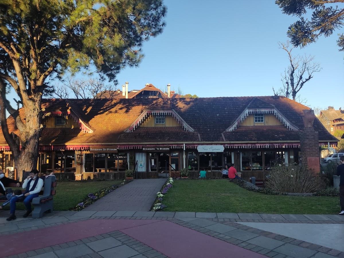 Artesanato de Gramado - Espaço de Feiras Francisco Oberherr